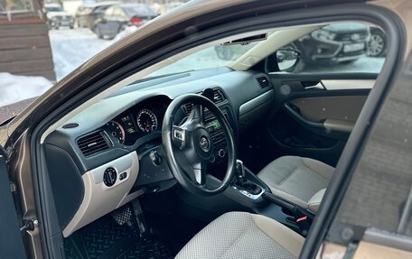 Volkswagen Jetta VI, 2012 год, 1 090 000 рублей, 8 фотография