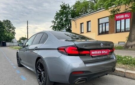 BMW 5 серия, 2021 год, 4 990 000 рублей, 4 фотография