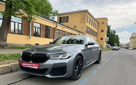 BMW 5 серия, 2021 год, 4 990 000 рублей, 3 фотография