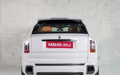 Rolls-Royce Cullinan, 2025 год, 70 000 000 рублей, 6 фотография