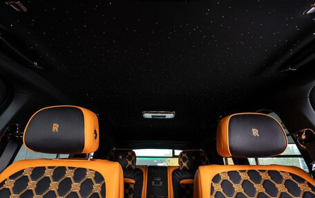 Rolls-Royce Cullinan, 2025 год, 70 000 000 рублей, 26 фотография