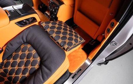 Rolls-Royce Cullinan, 2025 год, 70 000 000 рублей, 25 фотография