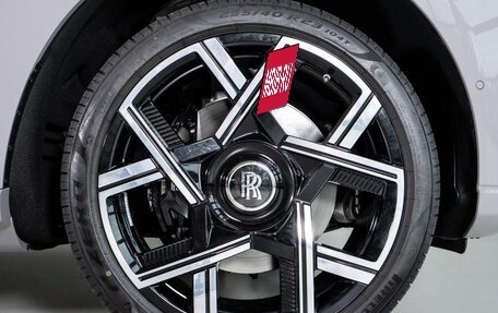 Rolls-Royce Cullinan, 2025 год, 70 000 000 рублей, 27 фотография