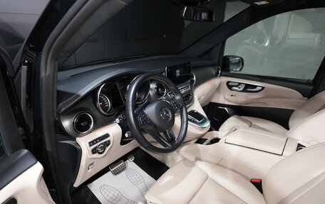 Mercedes-Benz V-Класс, 2023 год, 11 500 000 рублей, 9 фотография