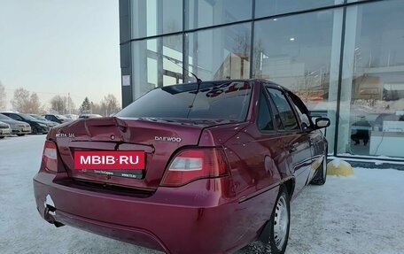 Daewoo Nexia I рестайлинг, 2010 год, 100 000 рублей, 6 фотография