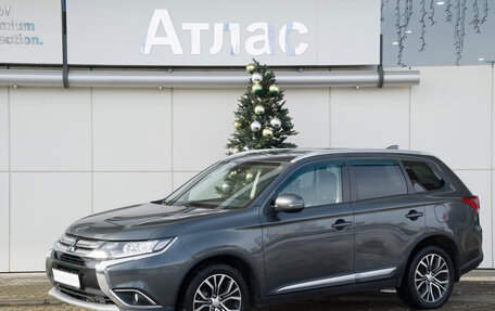 Mitsubishi Outlander III рестайлинг 3, 2017 год, 1 890 000 рублей, 1 фотография
