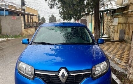 Renault Logan II, 2017 год, 835 000 рублей, 1 фотография