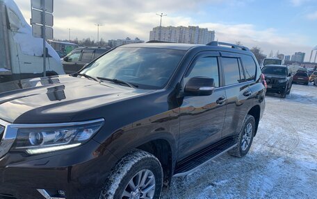 Toyota Land Cruiser Prado 150 рестайлинг 2, 2018 год, 5 130 000 рублей, 9 фотография