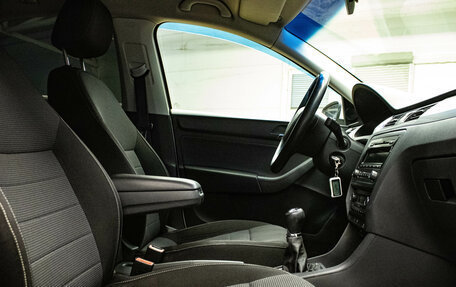 Skoda Rapid I, 2015 год, 899 000 рублей, 12 фотография