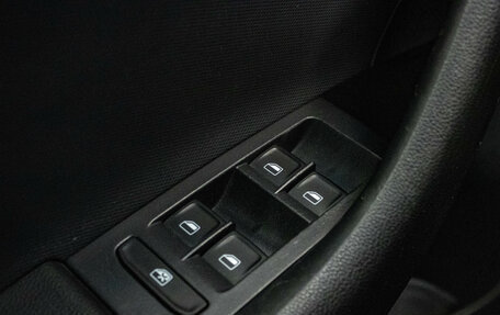 Skoda Rapid I, 2015 год, 899 000 рублей, 13 фотография