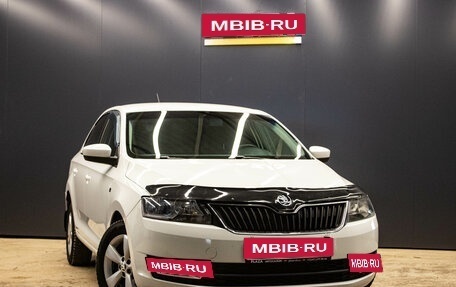 Skoda Rapid I, 2015 год, 899 000 рублей, 2 фотография