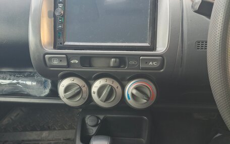 Honda Fit III, 2005 год, 429 000 рублей, 8 фотография