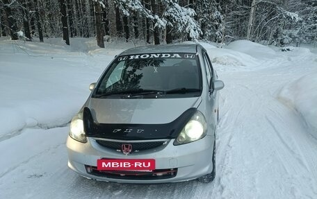 Honda Fit III, 2005 год, 429 000 рублей, 2 фотография