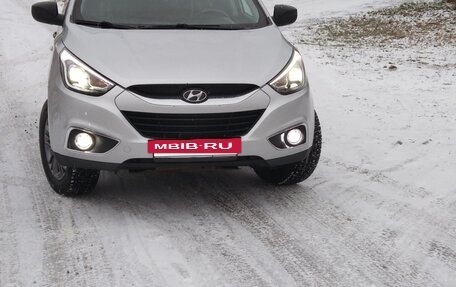 Hyundai ix35 I рестайлинг, 2014 год, 1 100 000 рублей, 10 фотография