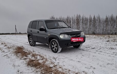 Chevrolet Niva I рестайлинг, 2011 год, 495 000 рублей, 6 фотография