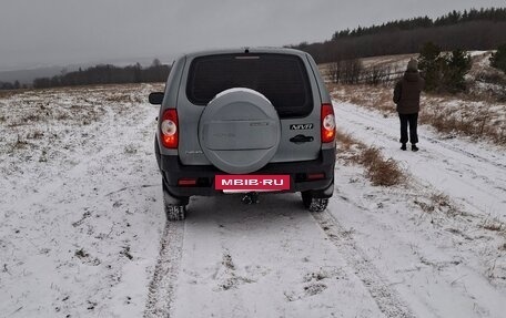 Chevrolet Niva I рестайлинг, 2011 год, 495 000 рублей, 4 фотография
