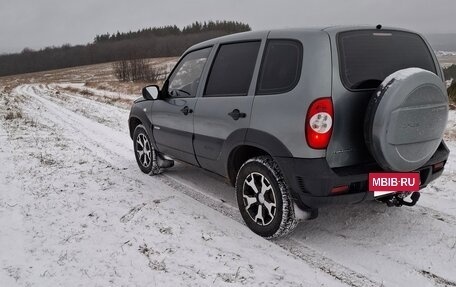 Chevrolet Niva I рестайлинг, 2011 год, 495 000 рублей, 5 фотография
