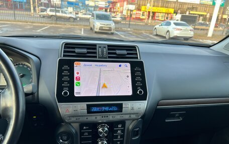 Toyota Land Cruiser Prado 150 рестайлинг 2, 2021 год, 8 100 000 рублей, 8 фотография