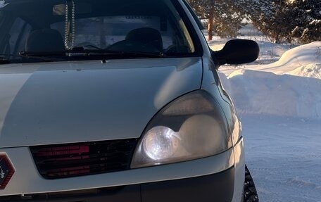 Renault Symbol I, 2004 год, 300 000 рублей, 2 фотография