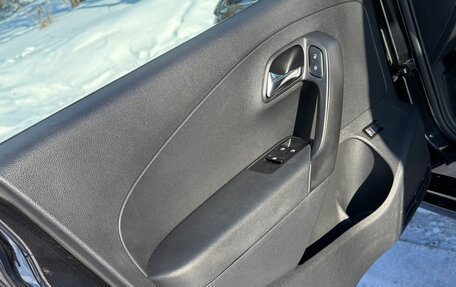 Volkswagen Polo VI (EU Market), 2015 год, 945 000 рублей, 37 фотография