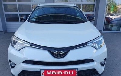 Toyota RAV4, 2018 год, 2 200 000 рублей, 1 фотография