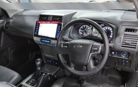 Toyota Land Cruiser Prado 150 рестайлинг 2, 2022 год, 6 200 911 рублей, 5 фотография