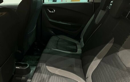 Renault Kaptur I рестайлинг, 2017 год, 1 299 000 рублей, 21 фотография