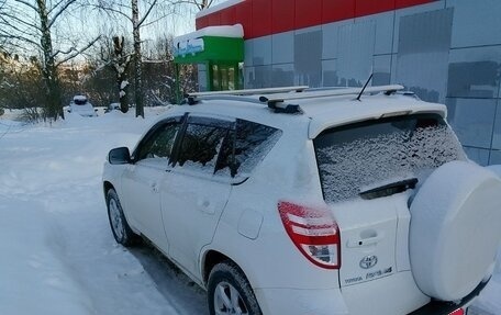 Toyota RAV4, 2011 год, 1 180 000 рублей, 4 фотография