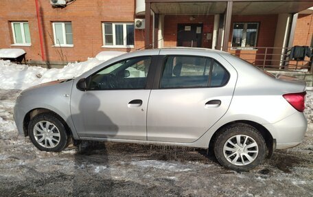 Renault Logan II, 2020 год, 1 100 000 рублей, 5 фотография