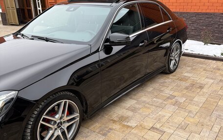 Mercedes-Benz E-Класс, 2013 год, 1 900 000 рублей, 2 фотография