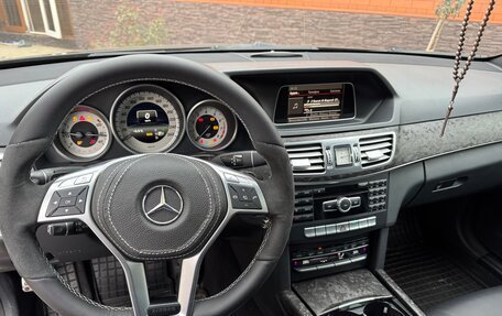 Mercedes-Benz E-Класс, 2013 год, 1 900 000 рублей, 8 фотография