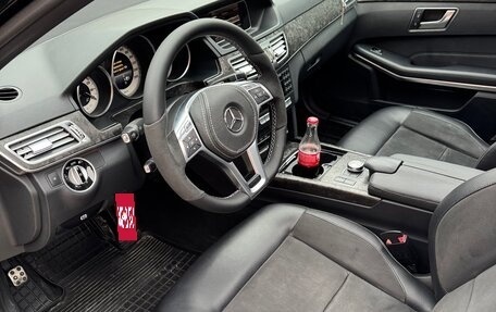 Mercedes-Benz E-Класс, 2013 год, 1 900 000 рублей, 14 фотография