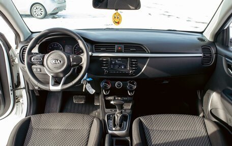 KIA Rio IV, 2018 год, 995 000 рублей, 16 фотография