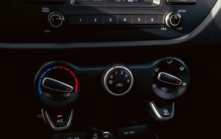 KIA Rio IV, 2018 год, 995 000 рублей, 15 фотография