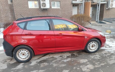 Hyundai Solaris II рестайлинг, 2013 год, 820 000 рублей, 6 фотография