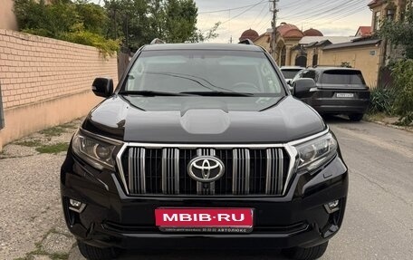 Toyota Land Cruiser Prado 150 рестайлинг 2, 2019 год, 6 500 000 рублей, 1 фотография