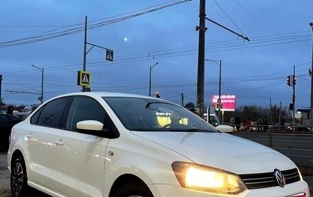 Volkswagen Polo VI (EU Market), 2013 год, 700 000 рублей, 1 фотография