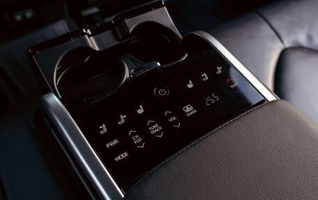 Toyota Camry, 2019 год, 2 420 000 рублей, 12 фотография