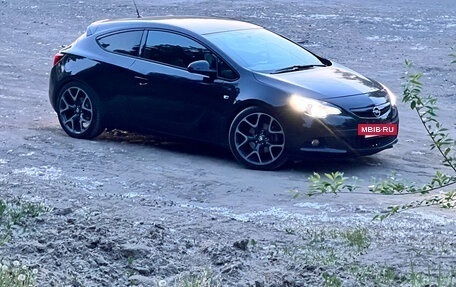 Opel Astra J, 2013 год, 990 000 рублей, 2 фотография