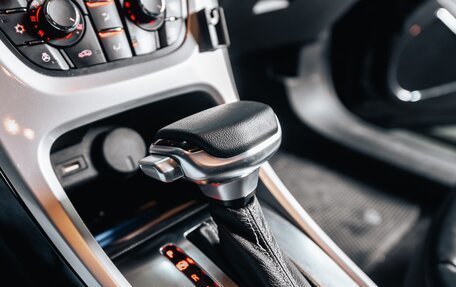 Opel Astra J, 2013 год, 990 000 рублей, 15 фотография