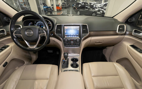 Jeep Grand Cherokee, 2016 год, 3 830 000 рублей, 8 фотография