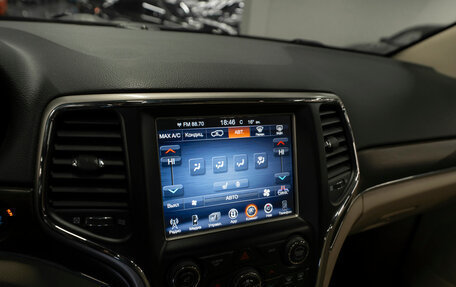 Jeep Grand Cherokee, 2016 год, 3 830 000 рублей, 22 фотография