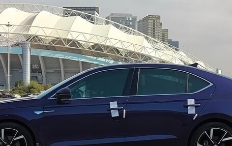 Skoda Octavia IV, 2022 год, 2 300 000 рублей, 3 фотография