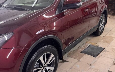 Toyota RAV4, 2016 год, 2 699 999 рублей, 6 фотография