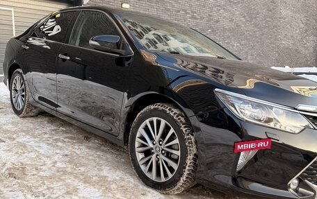 Toyota Camry, 2017 год, 2 690 000 рублей, 4 фотография
