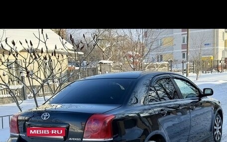 Toyota Avensis III рестайлинг, 2004 год, 720 000 рублей, 2 фотография