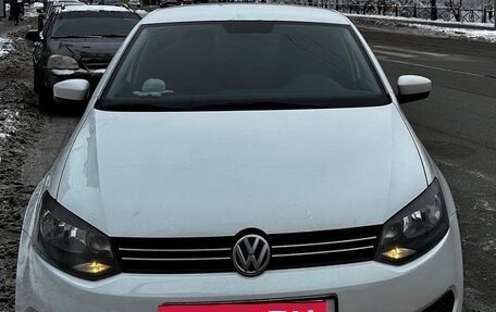 Volkswagen Polo VI (EU Market), 2013 год, 700 000 рублей, 4 фотография