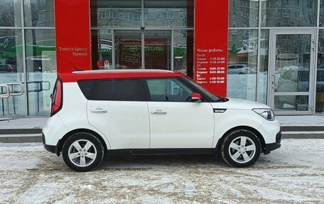 KIA Soul II рестайлинг, 2017 год, 1 789 000 рублей, 4 фотография