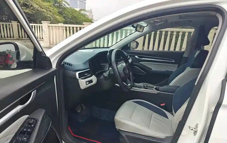 Geely Emgrand, 2025 год, 1 640 000 рублей, 7 фотография