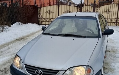 Toyota Avensis III рестайлинг, 2001 год, 319 000 рублей, 1 фотография